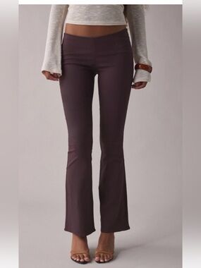 Kimchi & blue Hailey stretch pull on low rise flare